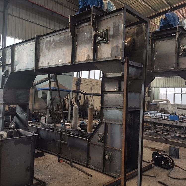 Z型斗式提升機(jī)如何實(shí)現(xiàn)過載保護(hù)安全運(yùn)行 (z型斗式提升機(jī)藥品行業(yè))